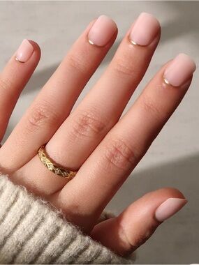 Glamnetic Super Short Round Press-On Nails - Quiet Luxury